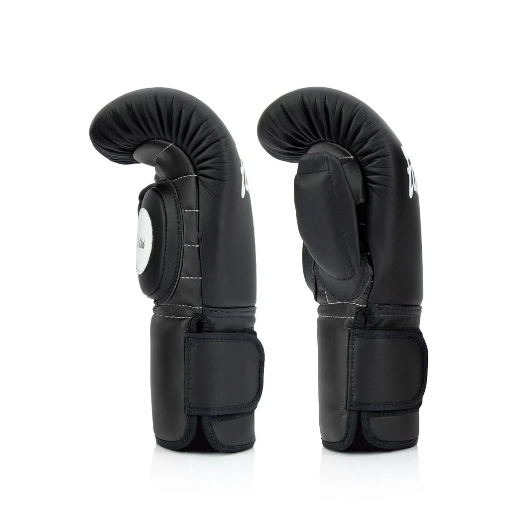 COACH BGV13 SPARRING GLOVES - Image 3