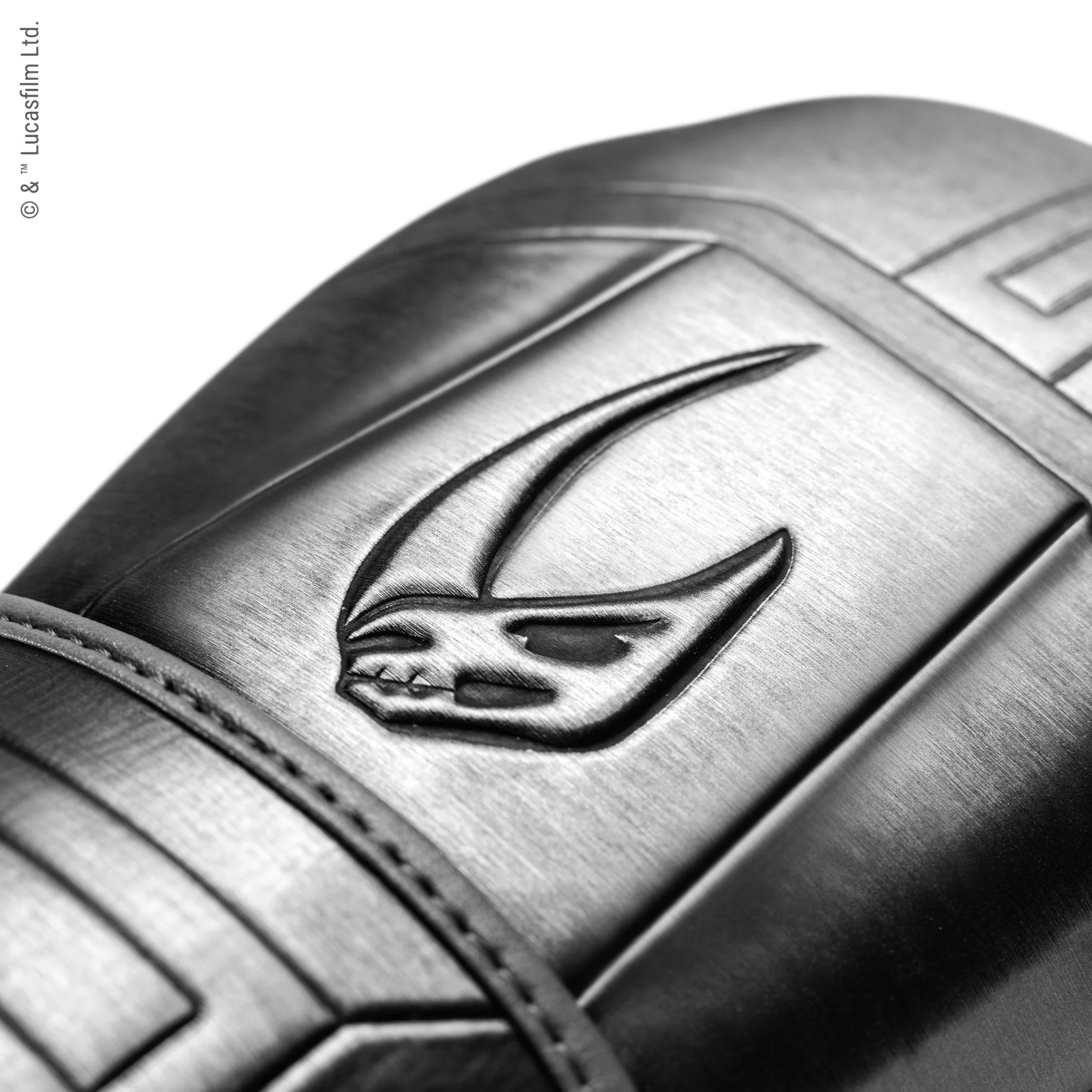 Star Wars Mandalorian Boxing Gloves - Image 14